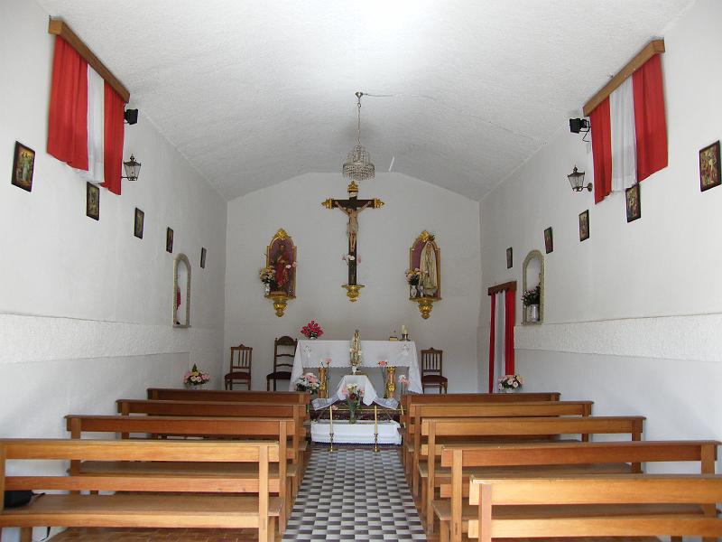 Interior da Capela S. Bartolomeu.JPG